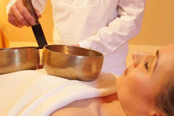 Singing Bowl Healing Training Therapy